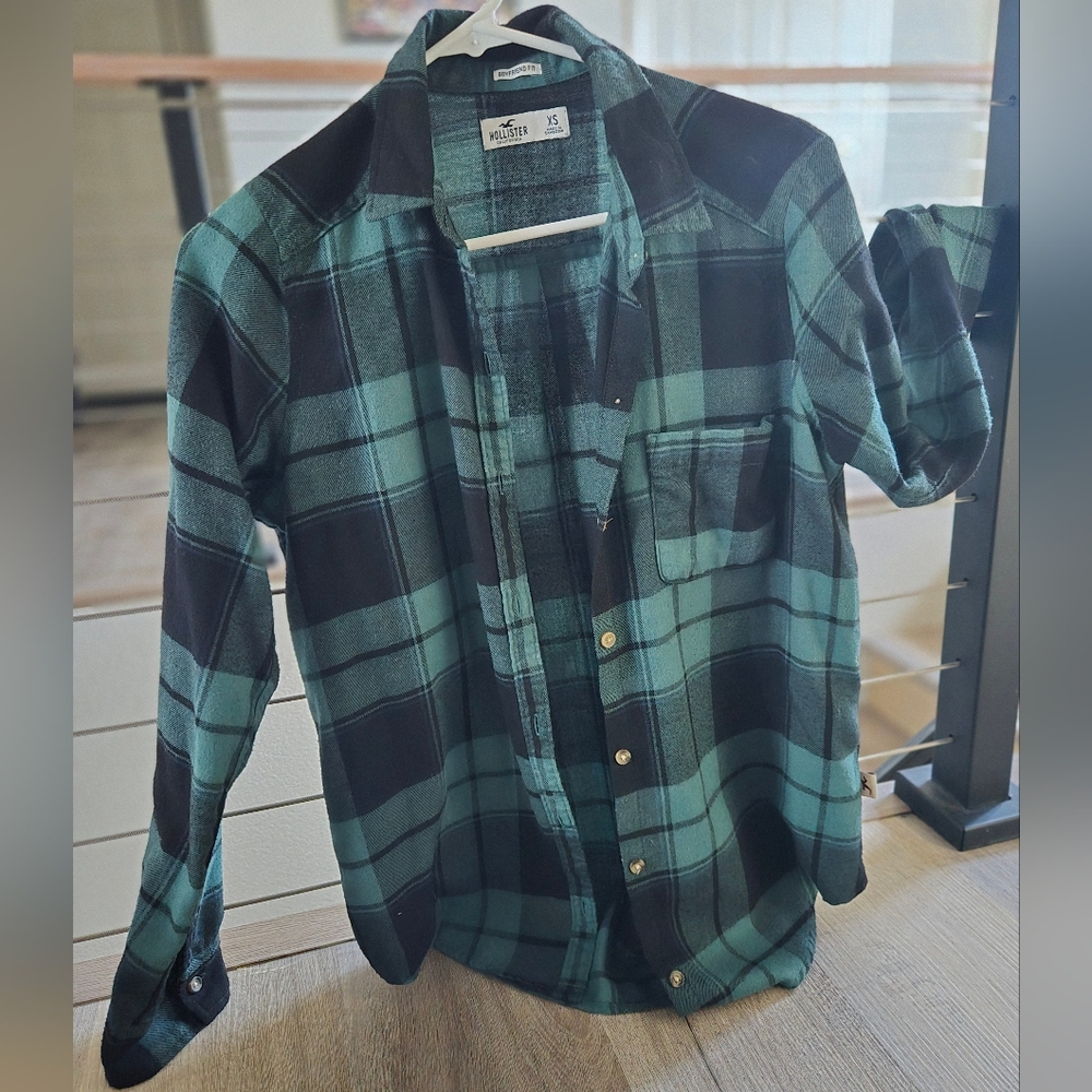 Hollister Teal and Black Plaid Shirt